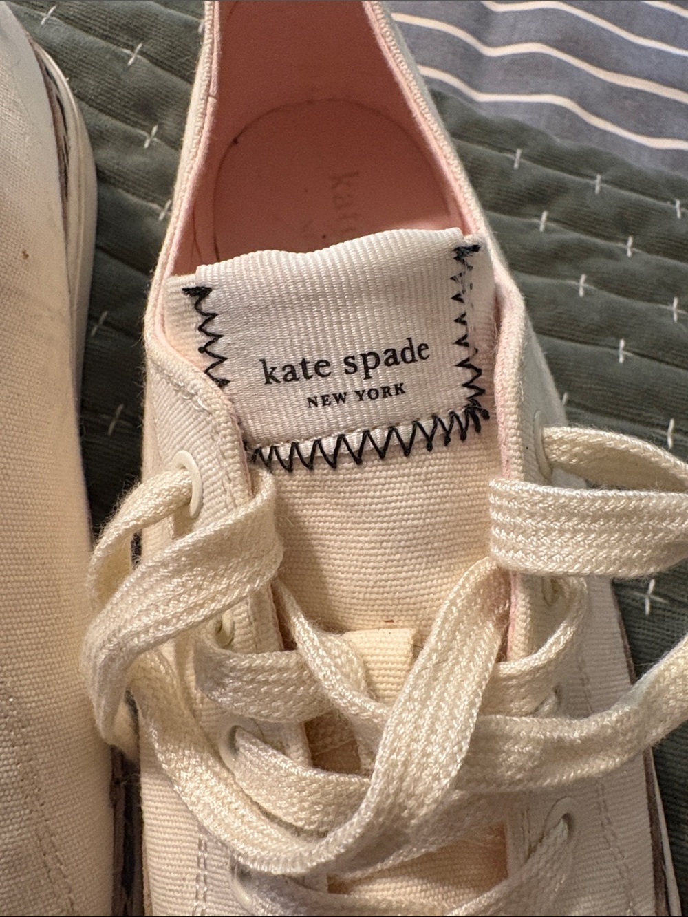 Kate Spade Leopard Trim Cream Canvas Sneakers with Pink Interior Size 9.5 - Picture 3 of 7